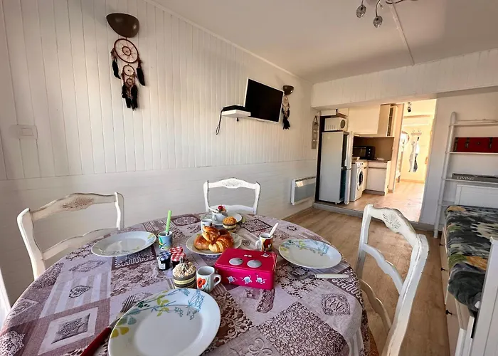 Apartament L'escapade Salee - A 100 Metres De La Et En Plein Coeur De Le Grau-du-Roi